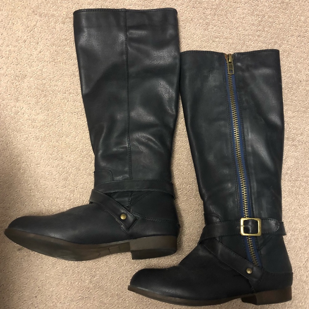 Tall boots black